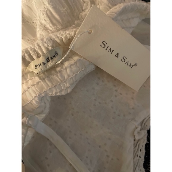 Sim & Sam Chic White Eyelet Mini Dress for Effortless Style - Picture 4 of 4